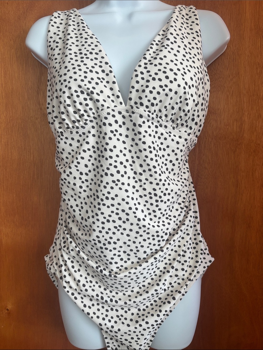 Old Navy: Cream and Black Polka Dot One-Piece Swimsuit, Large Tall